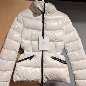 Gorgeous Authentic Moncler white Jacket